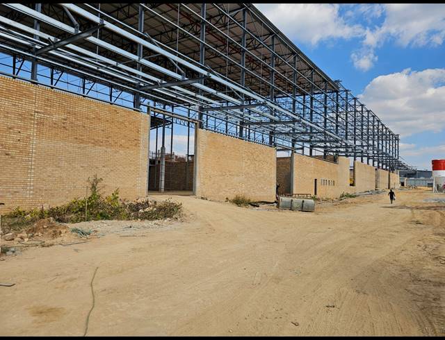 8,833M² WAREHOUSE TO LET IN NORTH RIDING